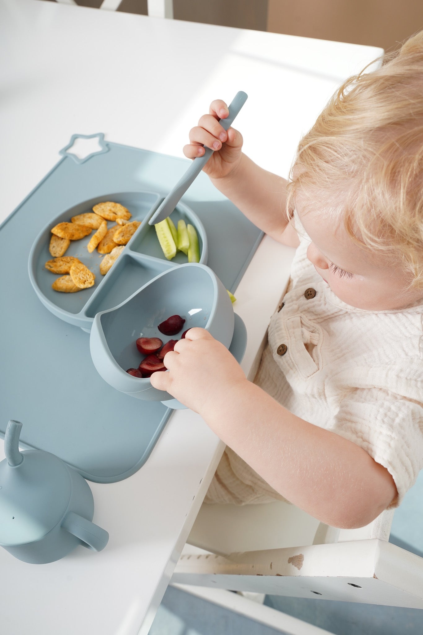 Suction Plate - Esther Blue