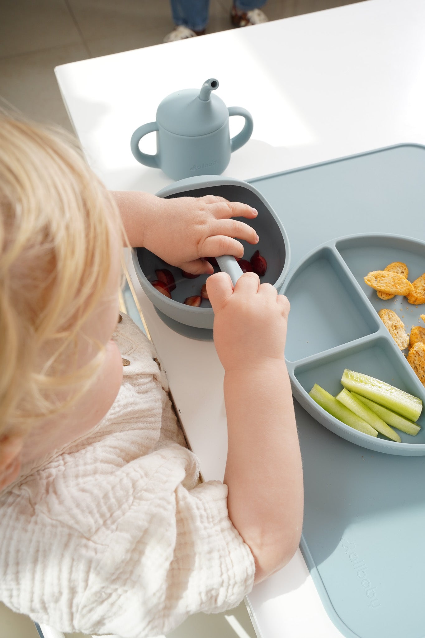 Suction Plate - Esther Blue